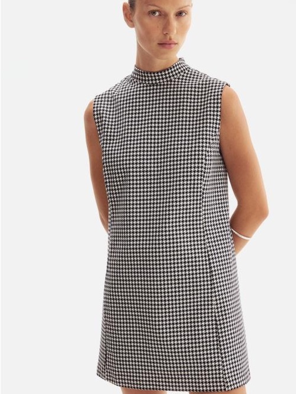 H&M Black and White Houndstooth Sleeveless Shift Dress